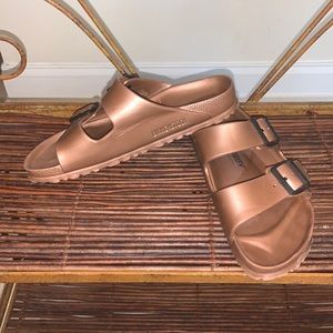 Birkenstock women’s 39 Arizona Eva sandals. Ladies 8 Men’s 6.